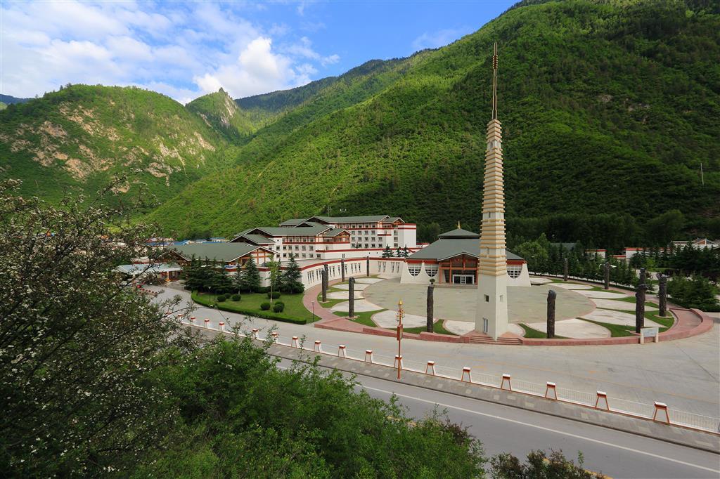 Sheraton Jiuzhaigou Resort Екстериор снимка